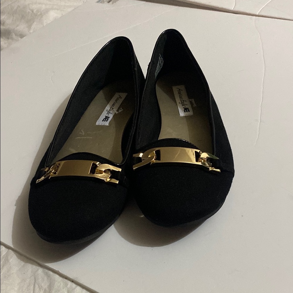 American Eagle ballet flats in great condition